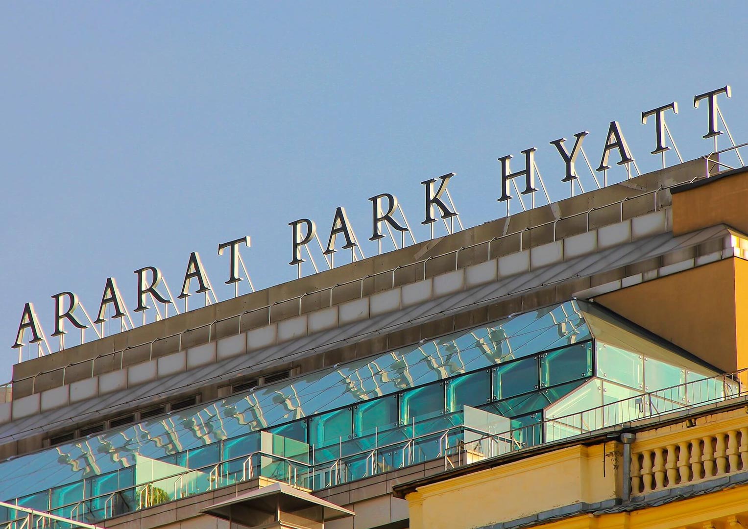 крышная конструкция для ARARAT PARK HYTT